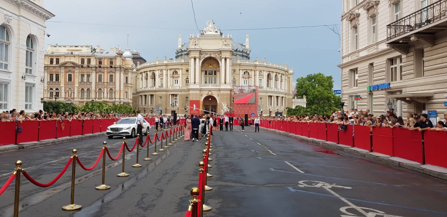В Одессе стартовал Международный кинофестиваль (фоторепортаж)