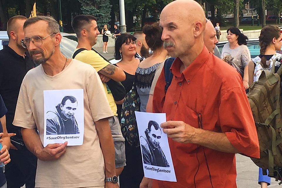 «Свободу пленным»: харьковчане вышли на всеукраинскую акцию (фото)