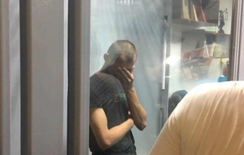 Водителя, сбившего коляску с младенцем взяли под стражу