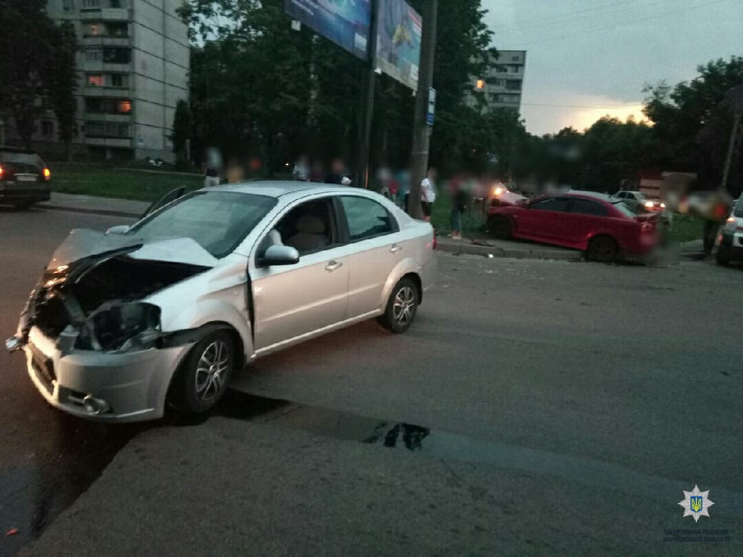 За сутки в Харьковской области произошло 32 ДТП