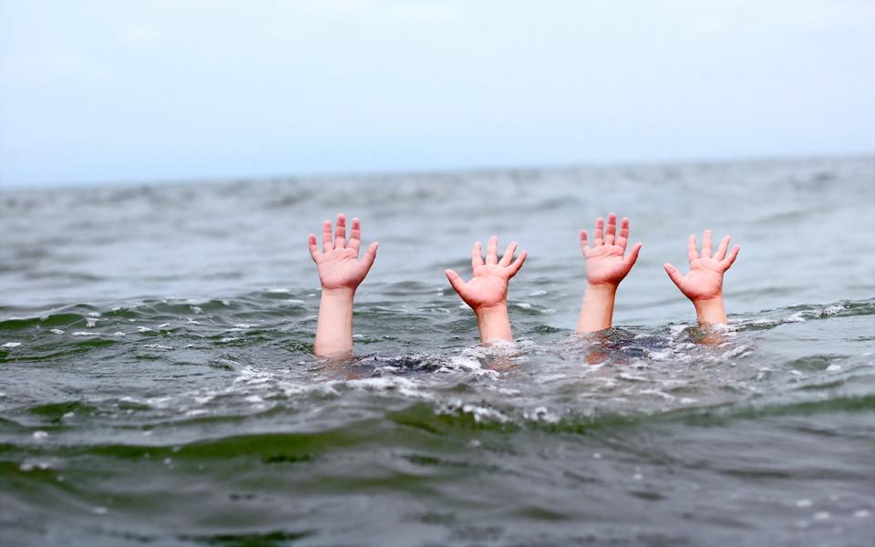 В Харьковской области утонули девочки двух и трех лет