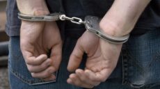 В Харькове задержали мужчину, который напал на женщину в парке