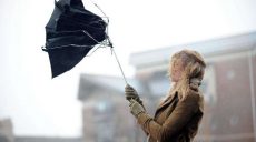На Харьков надвигаются шквалы и грозы