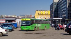 На Центральном рынке Харькова женщину переехал автобус маршрута 40Е (фото)