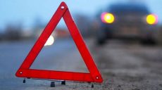На Салтовке столкнулись три иномарки, есть пострадавшие