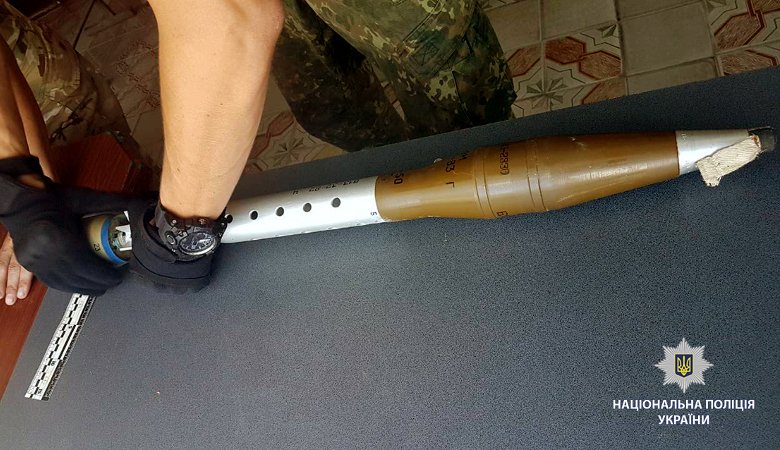 В подвале харьковского жилого дома коммунальщик нашел снаряд