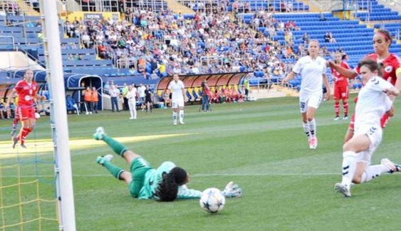 Харьков впервые в истории принял матчи женской Лиги чемпионов по футболу (видео)