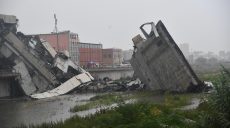 Сегодня в Италии рухнул мост: погибло 35 человек (фото)