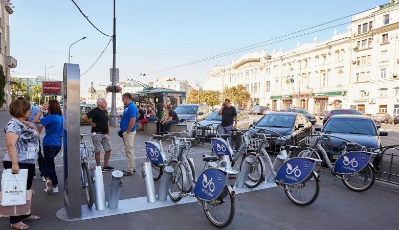 Первый муниципальный пункт проката велосипедов открылся в Харькове (видео)