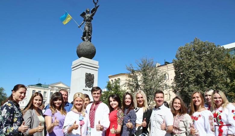Только вместе мы сможем уверенно шагать к развитию нашей независимой Украины – Светличная