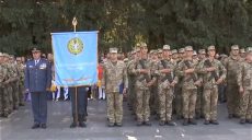 Первокурсники университета Воздушных сил имени Ивана Кожедуба приняли присягу на мемориале в Лесопарке (видео)