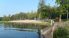 На шести харьковских пляжах купаться не рекомендуют
