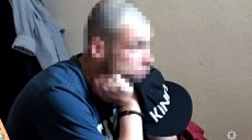 На Салтовке бритологовый молодчик напал на пьяного и избил до потери сознания