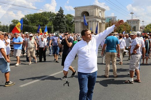 В Молдове оппозиция не смогла сорвать официальные празднества по случаю Дня Независимости (видео)