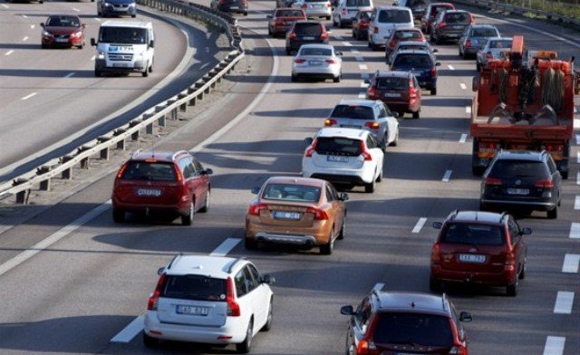 Данные о владельцах автомобилей стали открытыми для бизнеса и общественности