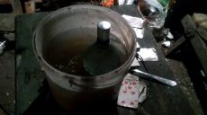 Под Харьковом дома у мужчины нашли наркотики (фото)