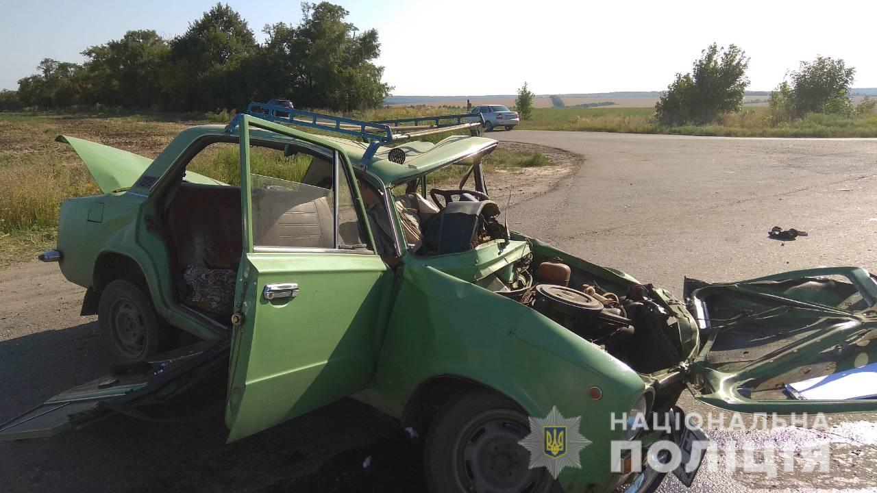Под Харьковом в результате ДТП с участием экс-чиновника погибли три человека