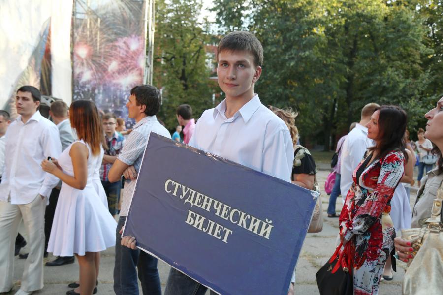 В Харьковские вузы абитуриенты подали 116 тысяч заявлений