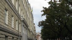 Проезд в районе площади Поэзии перекрывается на месяц