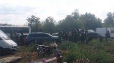 Появилась новая информация по конфликту в Занках: задержан один из рейдеров