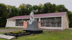 Глава ХОГА проверила ход ремонтных работ в селе Руновщина