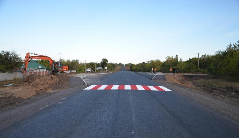 На Харьковщине продолжаются масштабные ремонты дорог