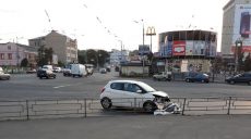 ДТП: «Citroen» въехал в забор (фото)