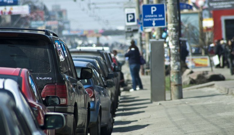 Сегодня вступили в силу новые правила парковки