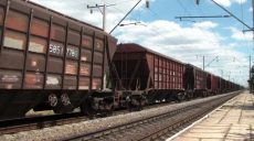 Под Харьковом пустые вагоны столкнулись с электричкой на Днепр
