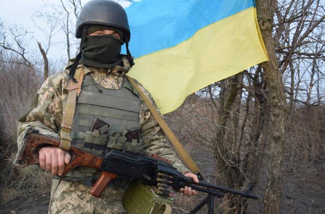 Сутки в ООС: двое бойцов ВСУ погибли в ДТП, один был ранен во время обстрелов