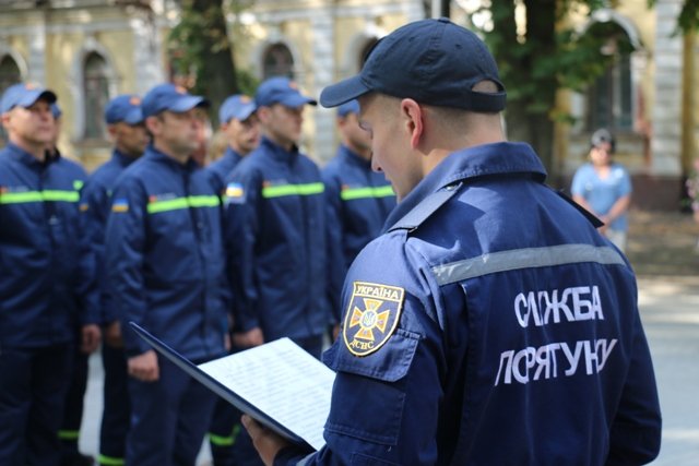 Пожарно-спасательная служба пополнилась новыми бойцами