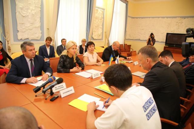 Светличная встретилась с первым заместителем главы миссии ОБСЕ в Украине