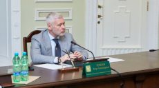 Городские власти объяснили причину возникновения огромной пробки на Московском проспекте