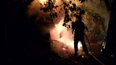 Хозяин гаража потерял имущество и попал в больницу из-за неосторожного обращения с огнем (фото)