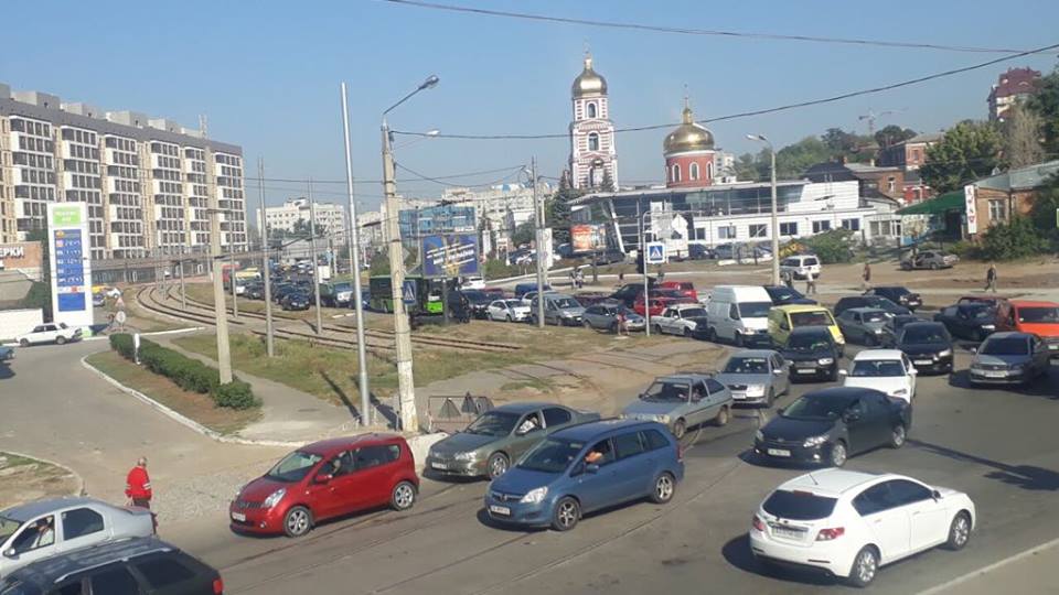 На Клочковской огромная пробка (фото)