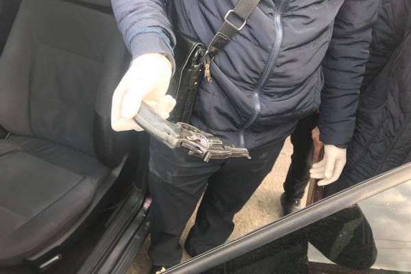 Под Харьковом задержали мужчину, которого подозревают в «рэкете» (фото)