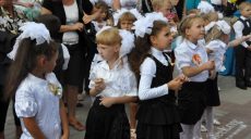 Первоклассникам разрешили спать в школе