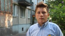 Школьник спас жителей многоэтажки, пока прохожие делали селфи на фоне пожара