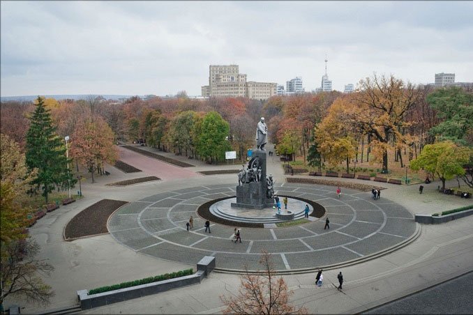 Харьковчане просят установить в парке Шевченко турники и спортплощадку