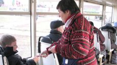 Харьковчане предлагают сделать для школьников бесплатный проезд в общественном транспорте