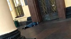 В Харькове на вокзале умер мужчина