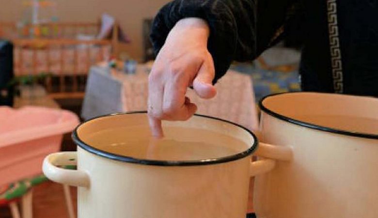 Три місяці без гарячої води. У Харкові сезонна профілактика триває довше, ніж у минулі роки (відео)