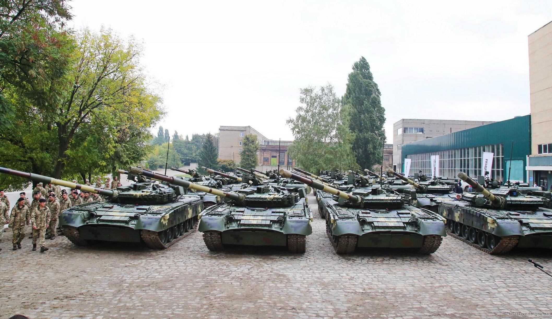 Харківські підприємства держконцерну «Укроборонпром» передали Збройним силам України важке озброєння і техніку (відео)