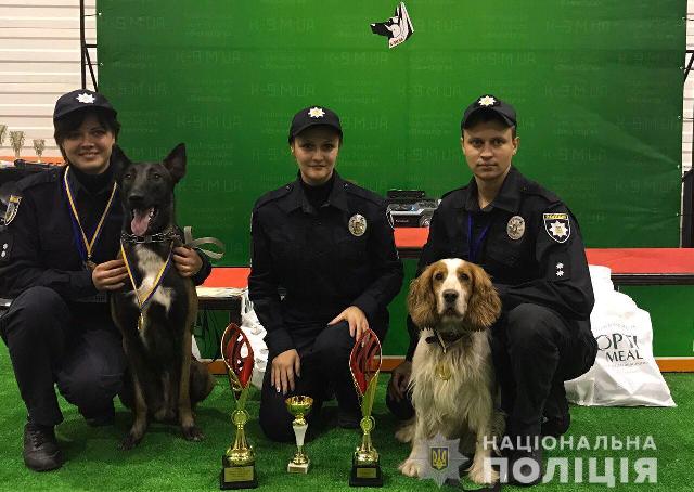 Полицейские собаки Харьковщины и их наставники оказались лучшими в Украине (фото)