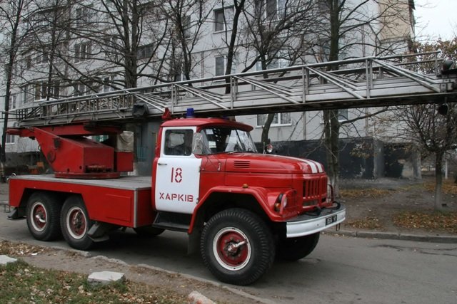 Харьковчане получили ожоги, пытаясь самостоятельно погасить пожар