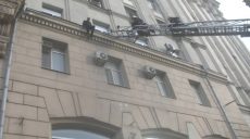 Харьковские спасатели стали свидетелями необычного происшествия в центре города (фото)