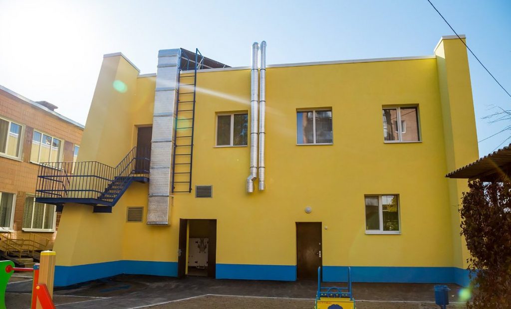 У дитячому садку Харкова на даху встановили сонячні колектори (відео)