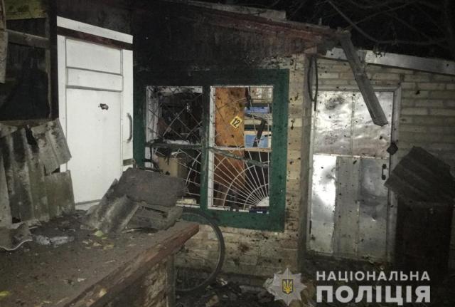 На Харьковщине в частном доме прогремел взрыв (фото)