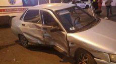 На Гончара столкнулись ВАЗ, Renault и Chevrolet (фото)