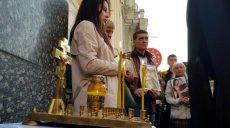 В Харькове поминают погибших в ДТП на Сумской (фоторепортаж)